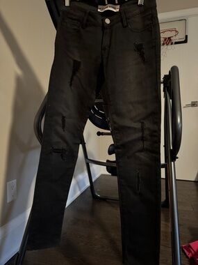 Womens Skinny Black Distressed Jeans